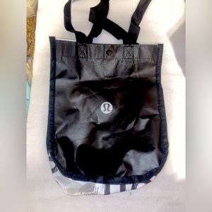 Lululemon bag